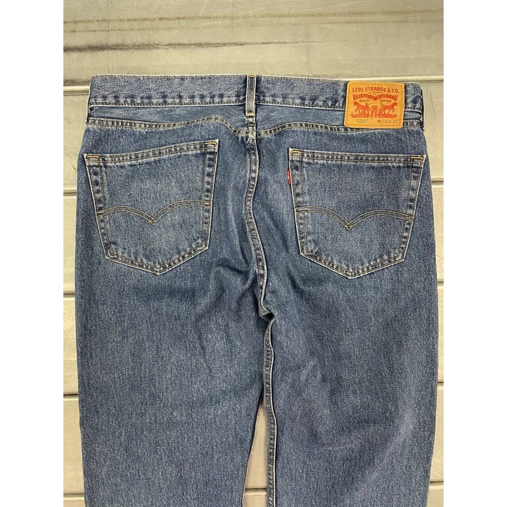 Levis 505 Straight Jeans Mens 36X30 Blue Denim Medium Wash Casual‎ - Picture 8 of 8